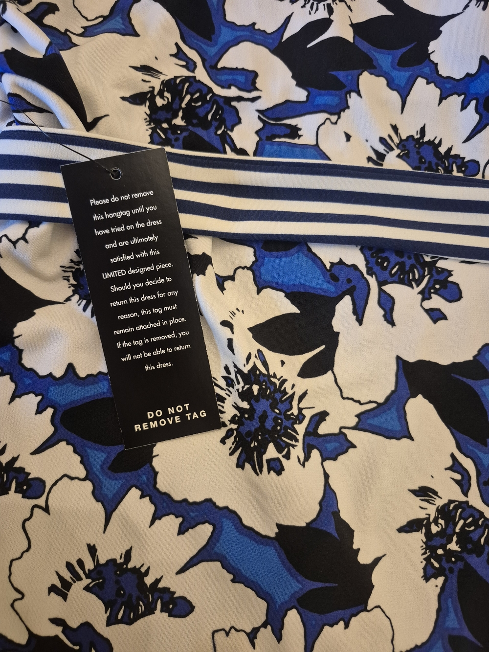 The Limited Blue and White Floral 3/4 Sleeve Wrap Dress Medium - Picture 9 of 9